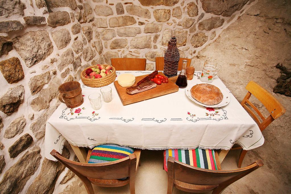 Holiday Home Miklica Klis المظهر الخارجي الصورة